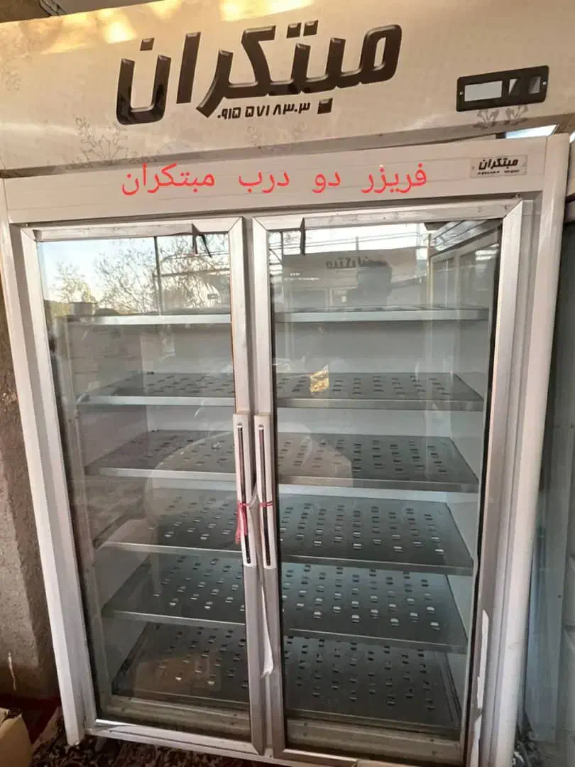 یخچال سه‌درب ‌دو درب ویخچال فریزر و کباب زن ۴۰ سیخ|فروشگاه و مغازه|سبزوار, پاسداران|دیوار