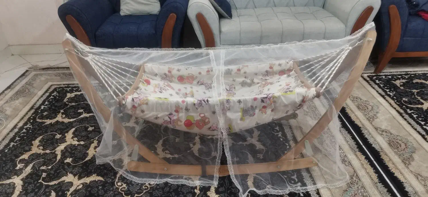 بانوج و آغوش در حد نو مناسب سیسمونی|اسباب و اثاث بچه|مشهد, بهاران|دیوار