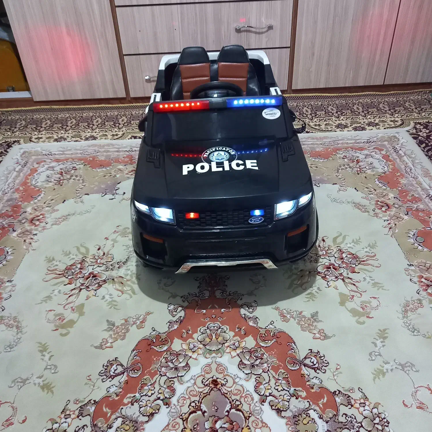 ماشین شارژی|اسباب‌بازی بچه|اردبیل, |دیوار