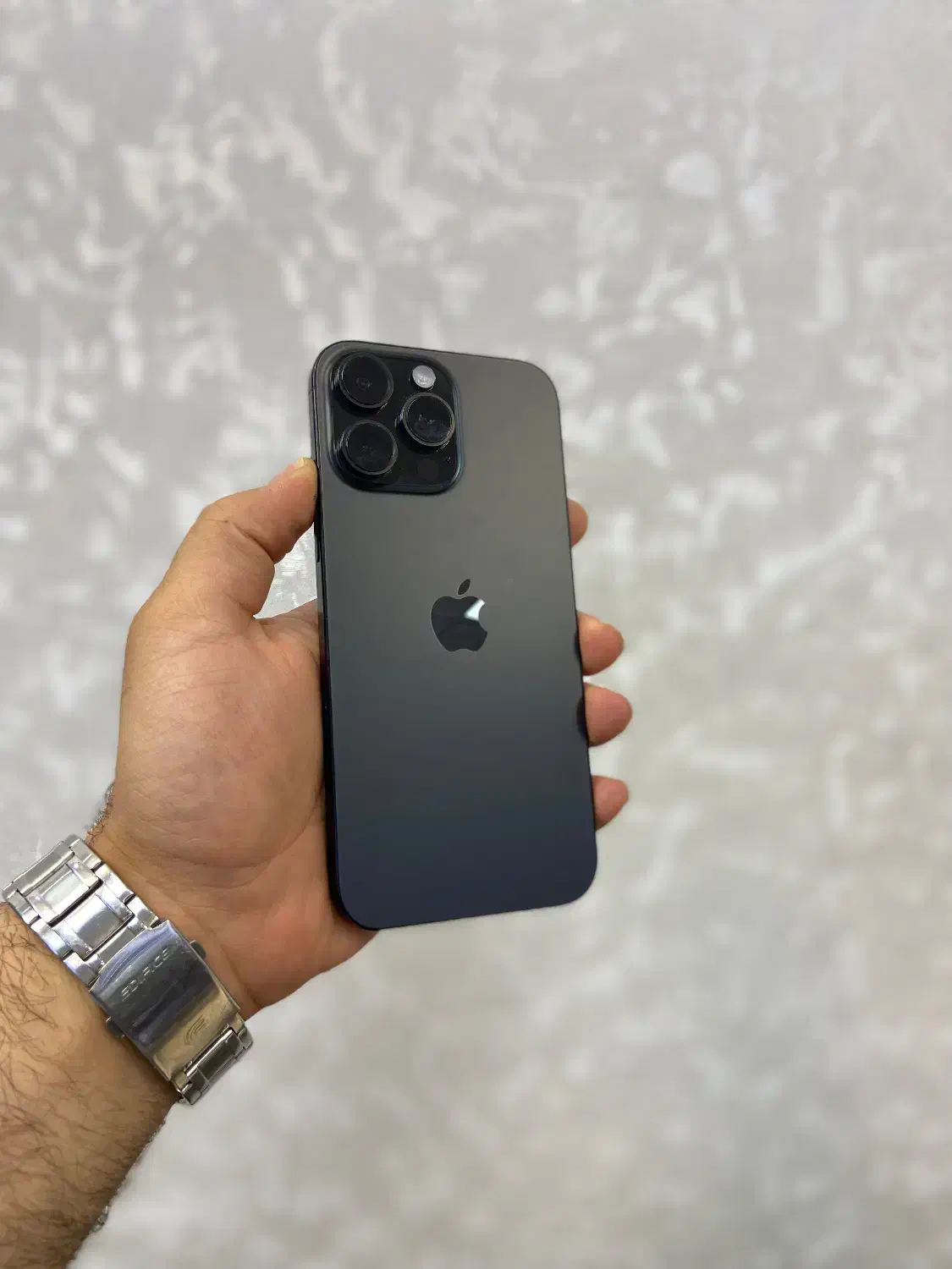 اپل ایفون /۱۶ پرومکس/حافظه ۵۱۲/رنگ مشکی/باطری۱۰۰|موبایل|اصفهان, مفتح|دیوار