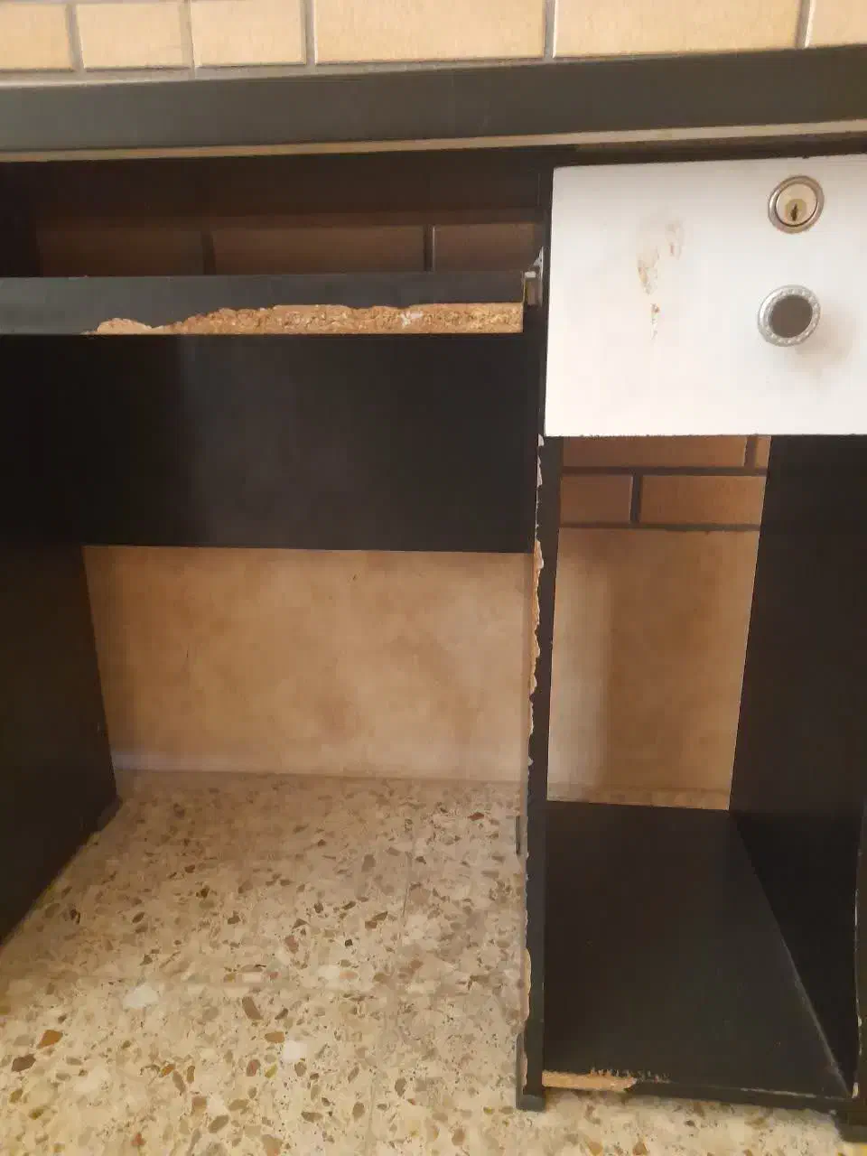 میز کامپیوتر|میز تحریر و کامپیوتر|خمینی‌شهر, |دیوار