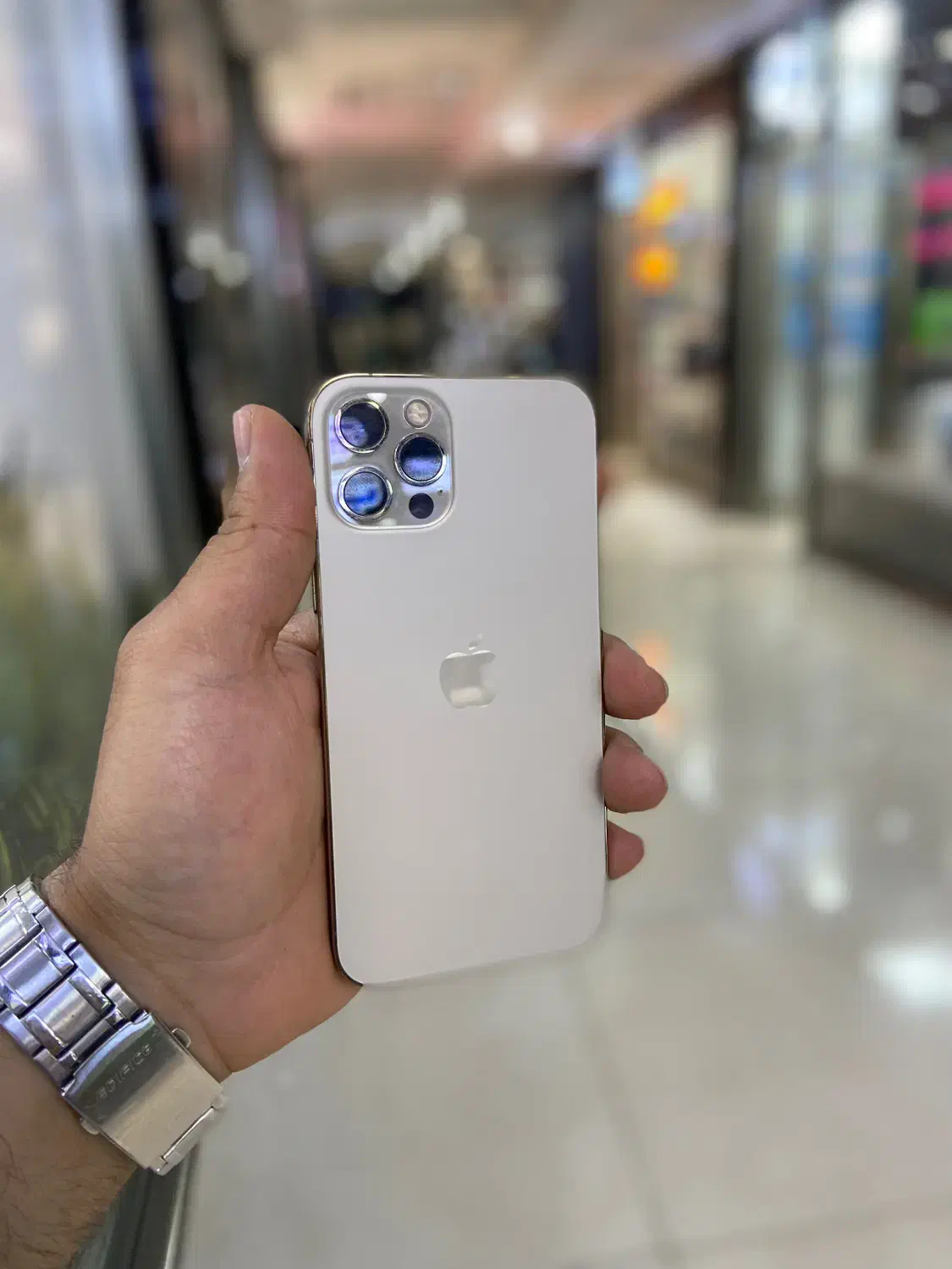 اپل ایفون iPhone 12پرو شرایط اقساطومعاوضه بدون پیش|موبایل|اصفهان, احمدآباد|دیوار