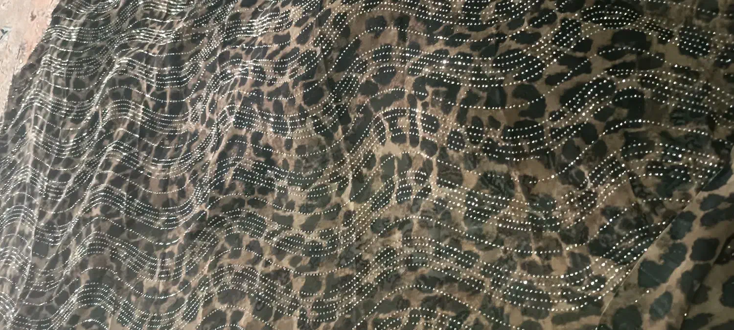 قواره کوردی|لباس|نقده, |دیوار