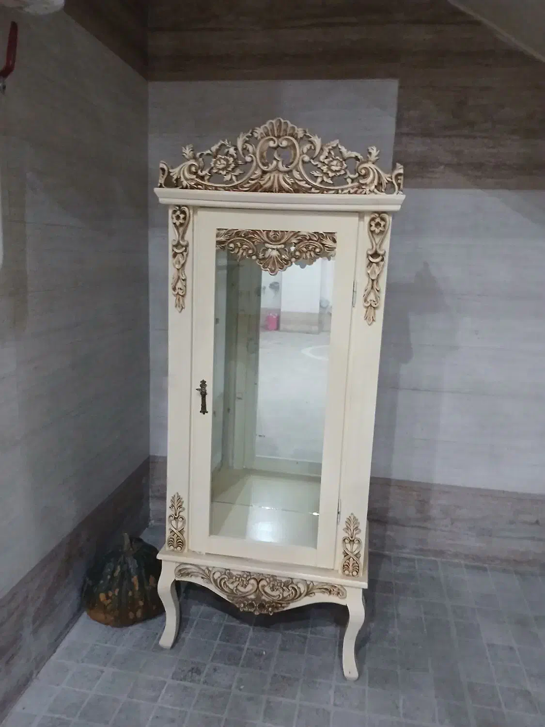 تخت و کالسکه|اسباب و اثاث بچه|لنگرود, |دیوار