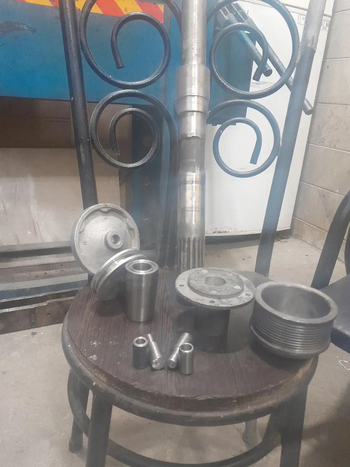 تراشکاری قطعات صنعتی وکشاورزی|خدمات پیشه و مهارت|خرمدره, |دیوار