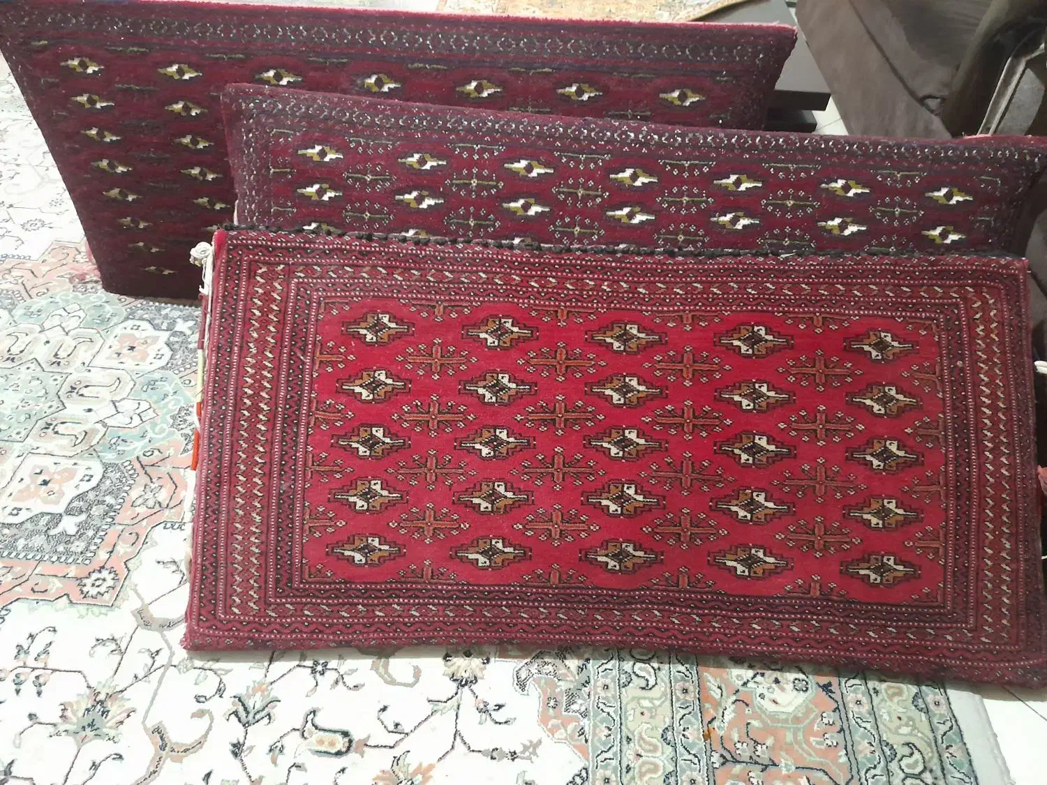 پشتی|پشتی|کرج, حصارک بالا|دیوار