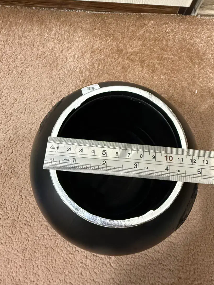 تعدادی ظرف درب دار پیچی بزرگ بهداشتی پلاستیکی|ظروف نگهدارنده، پلاستیکی، یک‌بارمصرف|نیشابور, شهرک جانبازان|دیوار