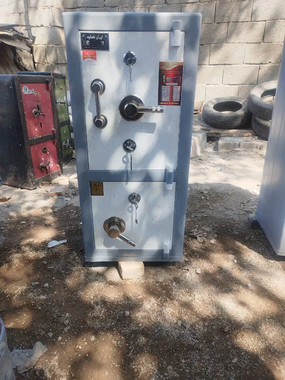 تولید و فروش گاوصندوق های نسوز ایران کاوه|ابزارآلات|گرگان, |دیوار