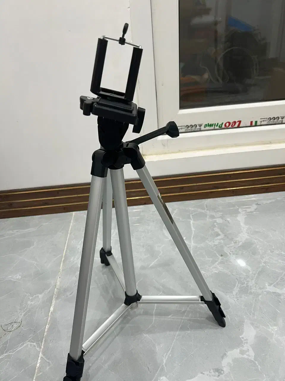 سه پایه|دوربین عکاسی و فیلم‌برداری|اهواز, کوروش|دیوار