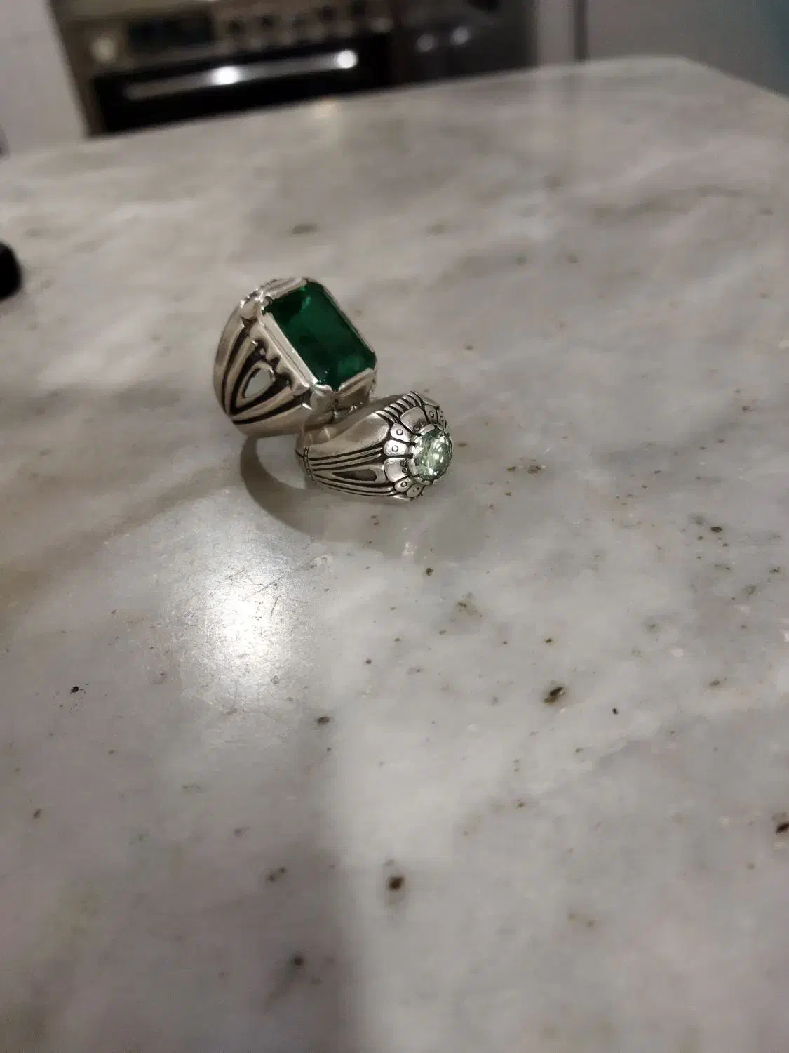 انگشتر موزانایت و زمرد|جواهرات|کرج, شهرک فهمیده|دیوار