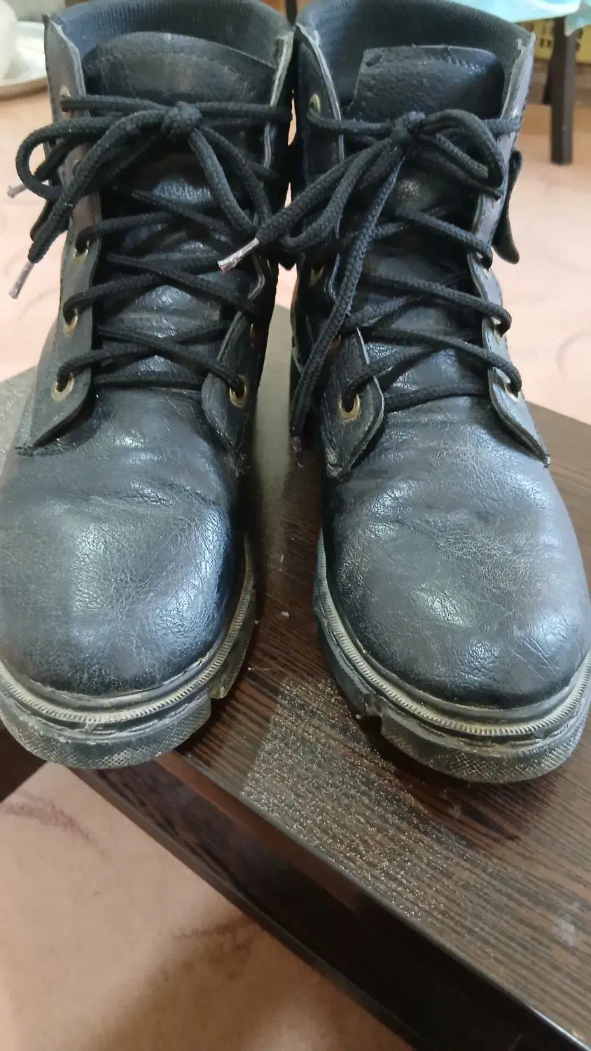 ۳ جفت کفش قیمت مناسب|کیف، کفش، کمربند|جلین, |دیوار