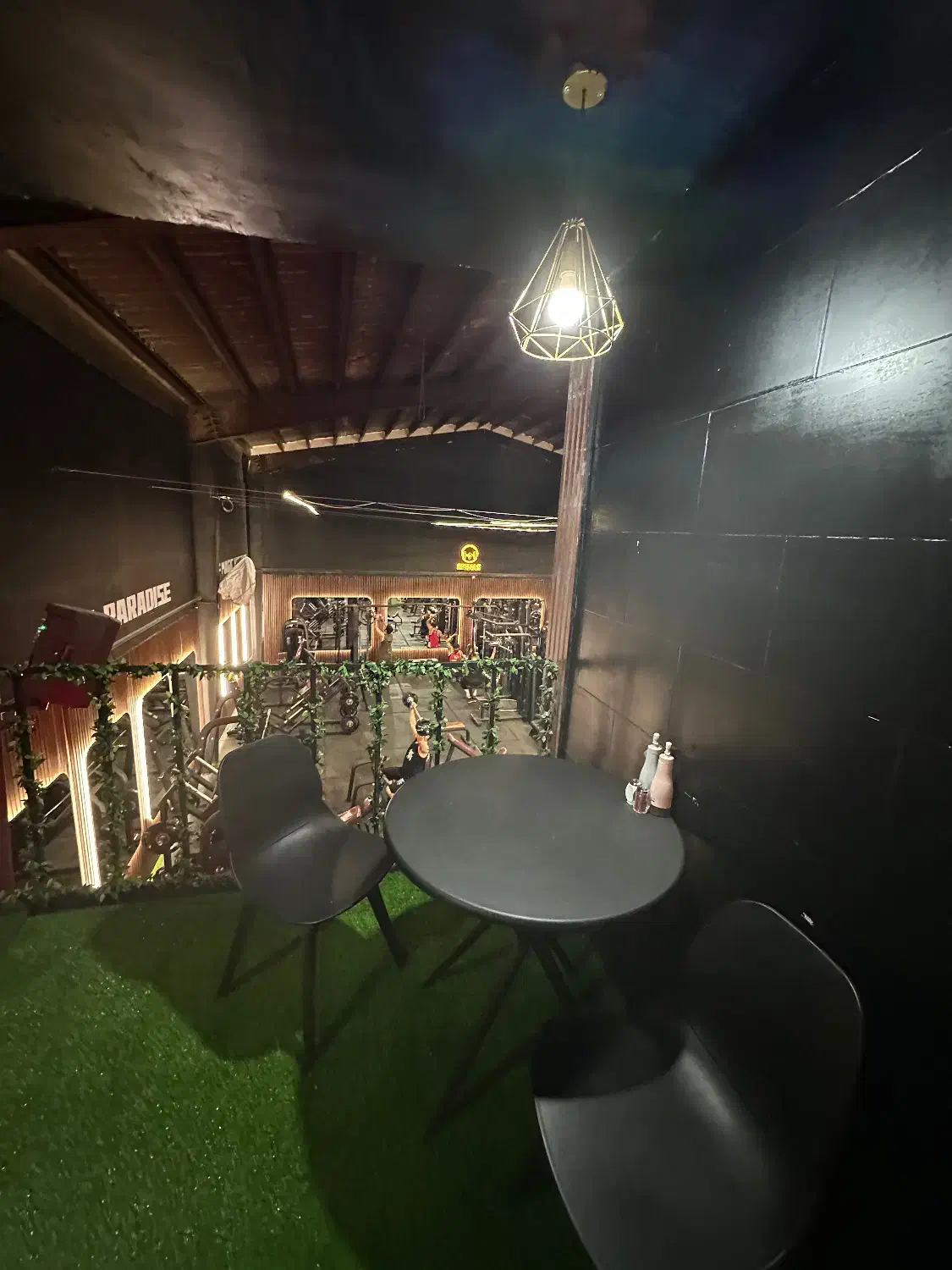 اجاره بوفه باشگاه|اجارهٔ مغازه و غرفه|قم, سراجه (۱۵ خرداد)|دیوار