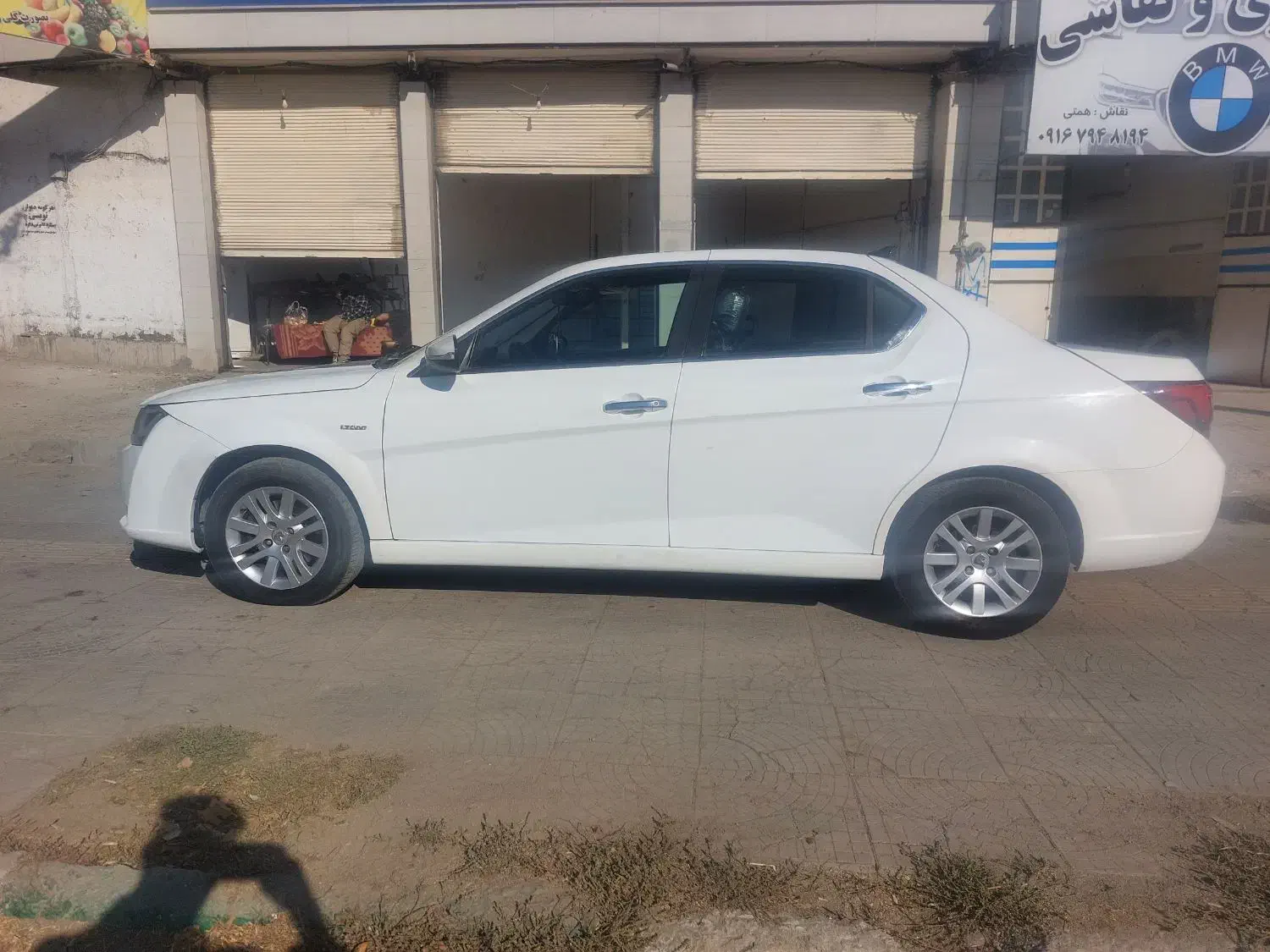 دنا پلاس فول|خودرو سواری و وانت|بروجرد, |دیوار