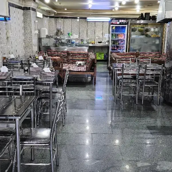 همکار خانم یا اقا جهت رستوران طباخی|استخدام خدمات فروشگاه و رستوران|کرج, شهرک بنفشه|دیوار