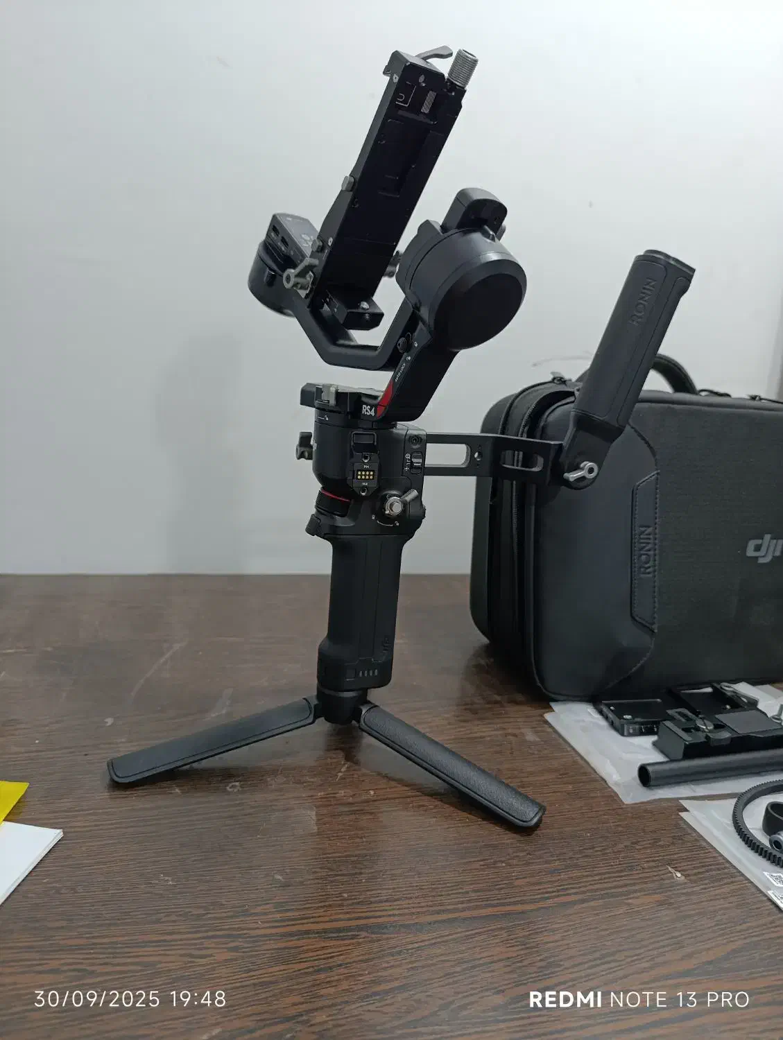 گیمبال دوربین دی جی آی DJI RS 4|دوربین عکاسی و فیلم‌برداری|تهران, تهرانپارس جنوبی|دیوار