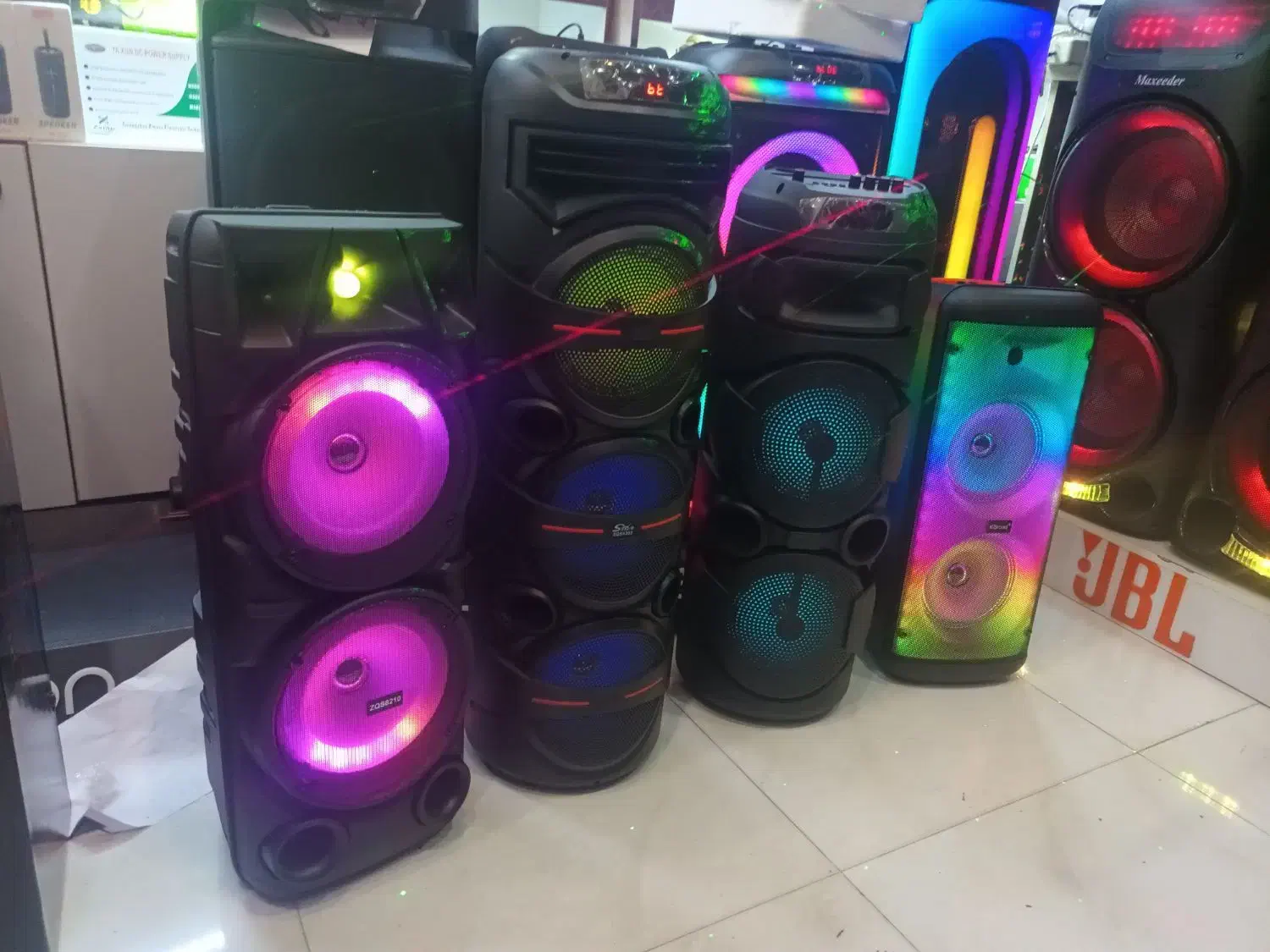 اسپیکربورادو|پخشکننده همراه|نظرآباد, شهرک سید جمال الدین|دیوار