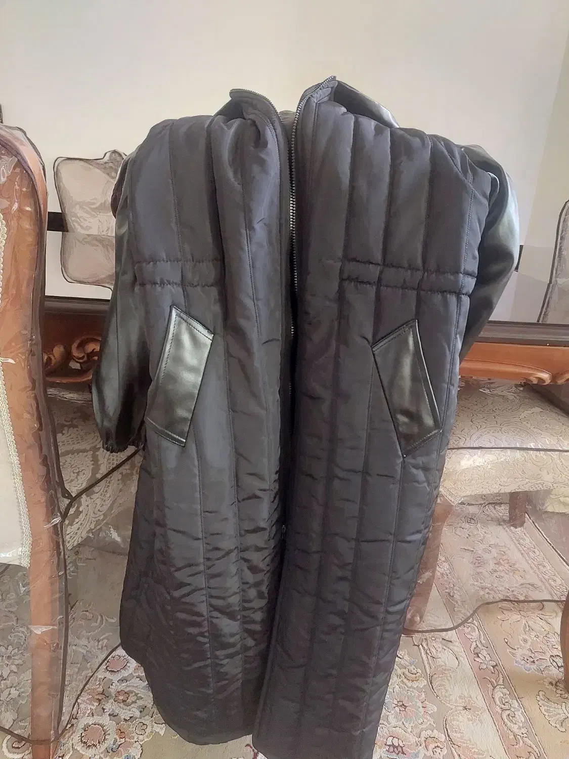 پالتو|لباس|سرپل ذهاب, |دیوار