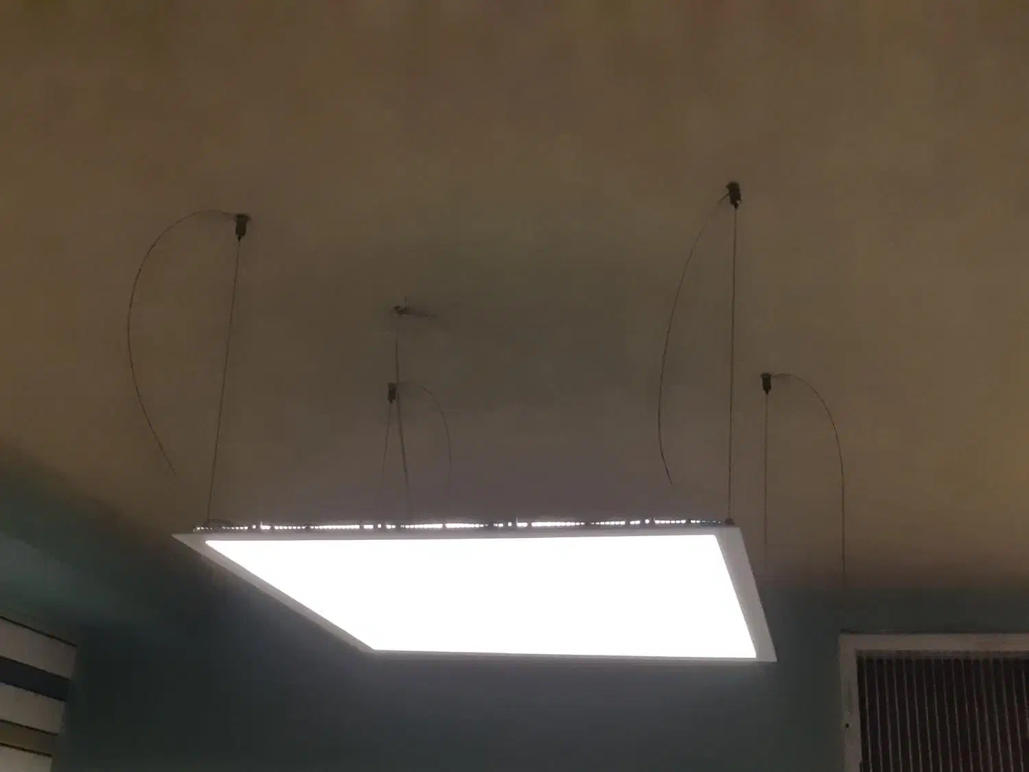 لوستر|لوستر و چراغ آویز|شیراز, زرهی|دیوار