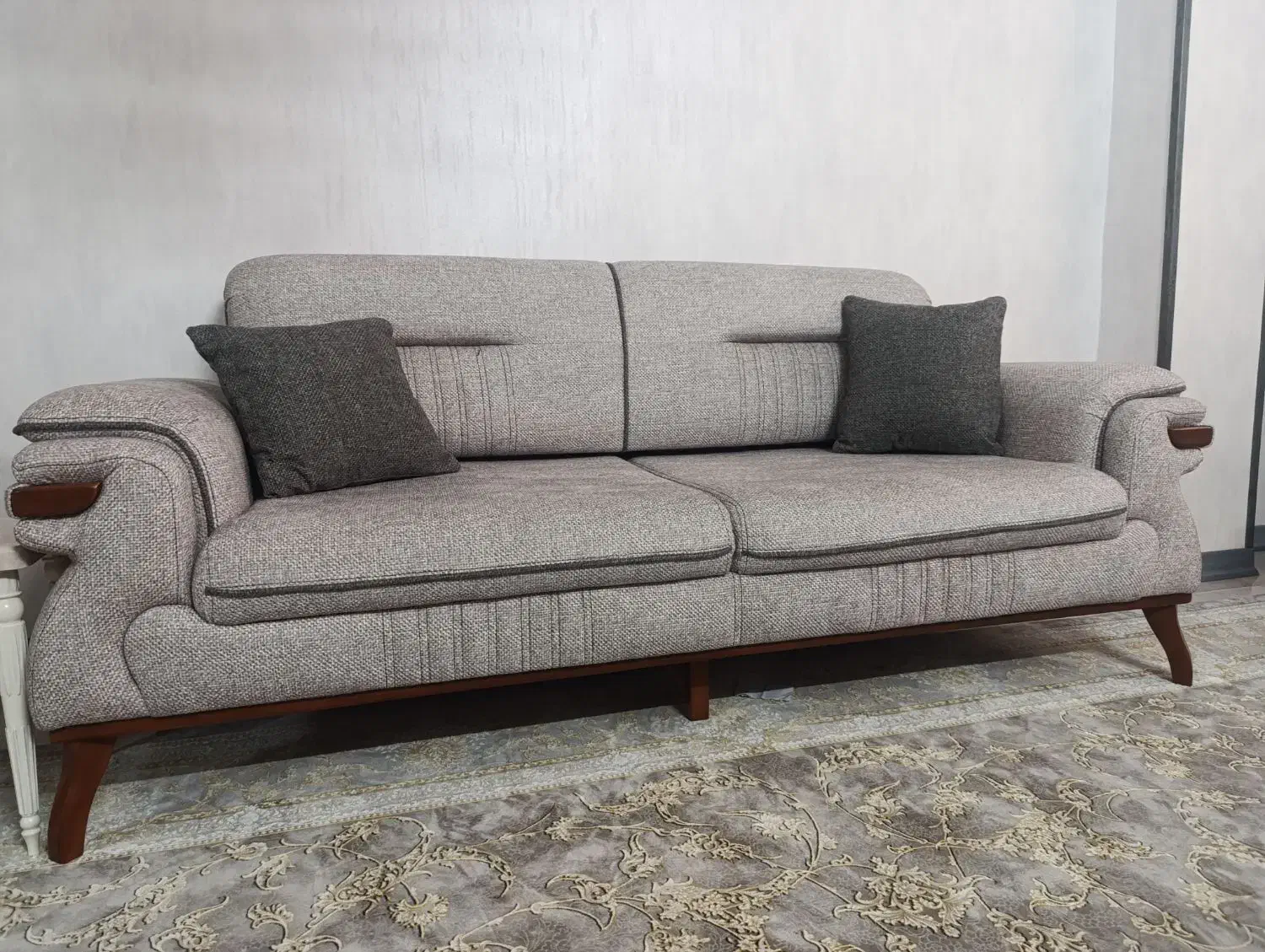 مبلمان نو تازه خریداری شده|مبلمان خانگی و میز عسلی|الوند, |دیوار