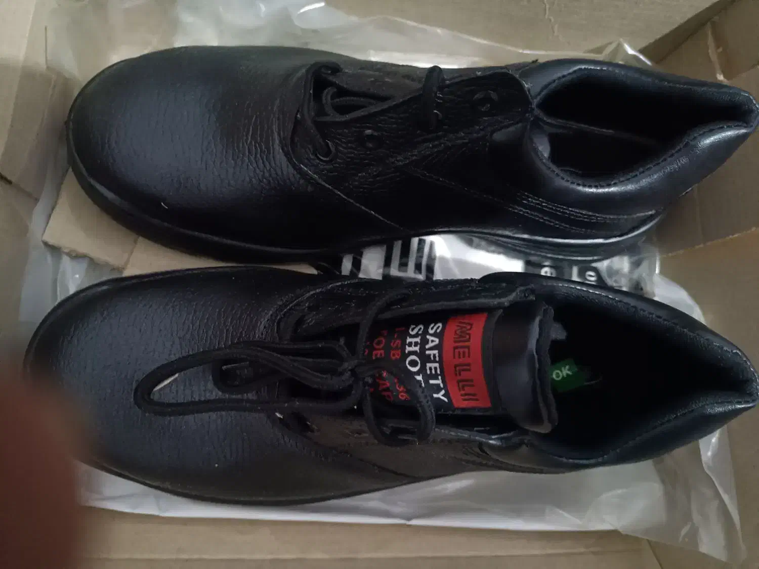 کفش ایمنی و لباس کار|کیف، کفش، کمربند|کهریزک, |دیوار