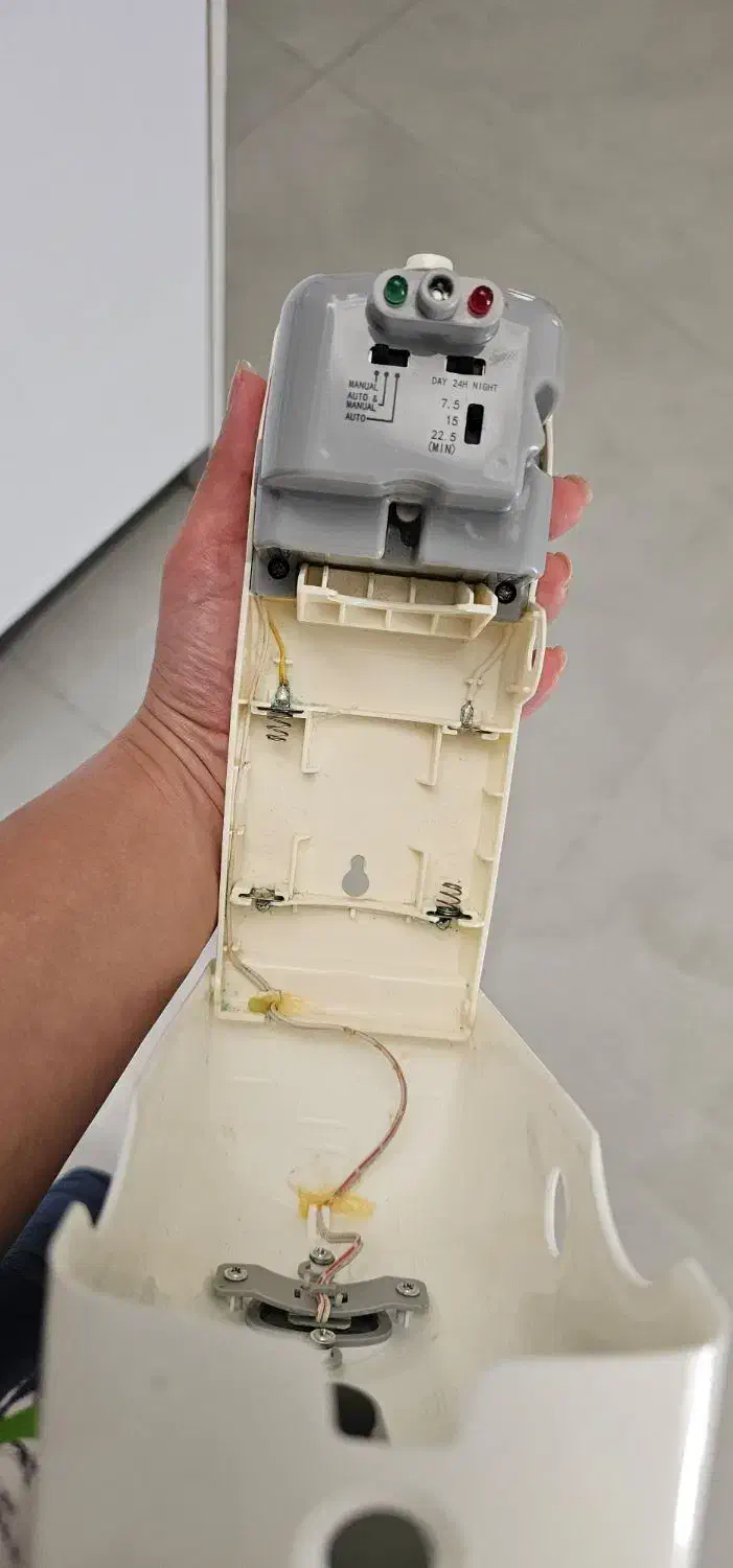 دستگاه خوشبو کننده هوا|لوازم سرویس بهداشتی|رشت, پستک|دیوار