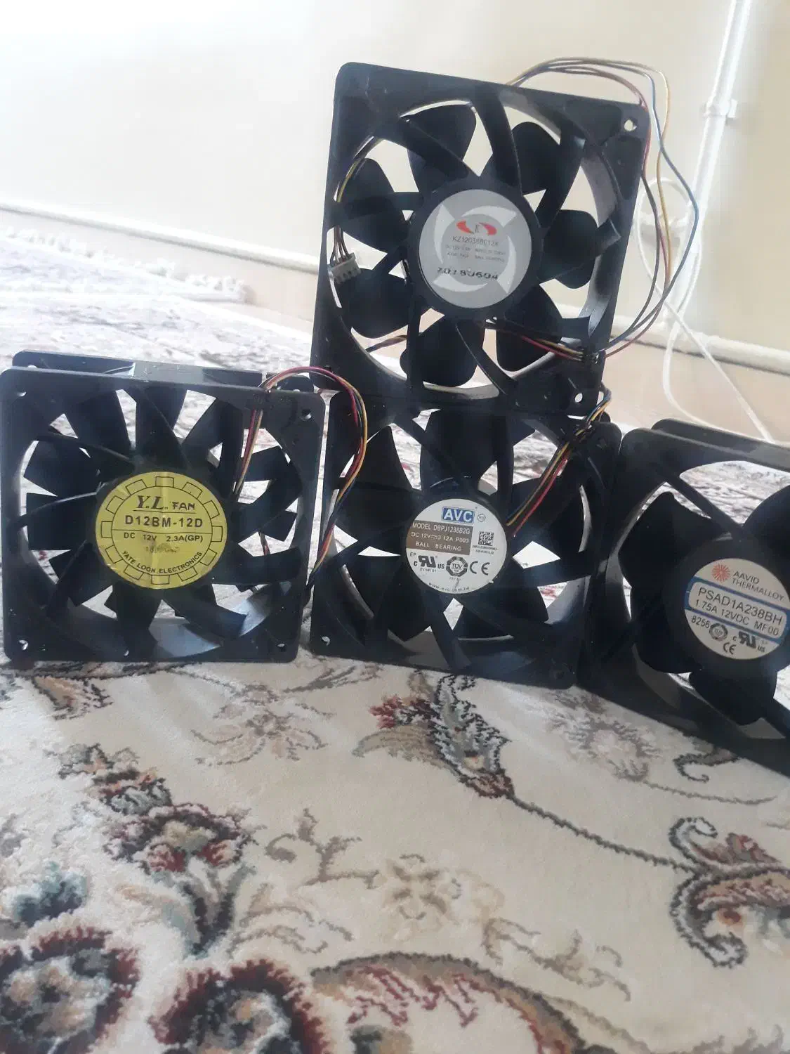 فن ماینر|قطعات و لوازم جانبی رایانه|اندیشه, اندیشه فاز ۳|دیوار