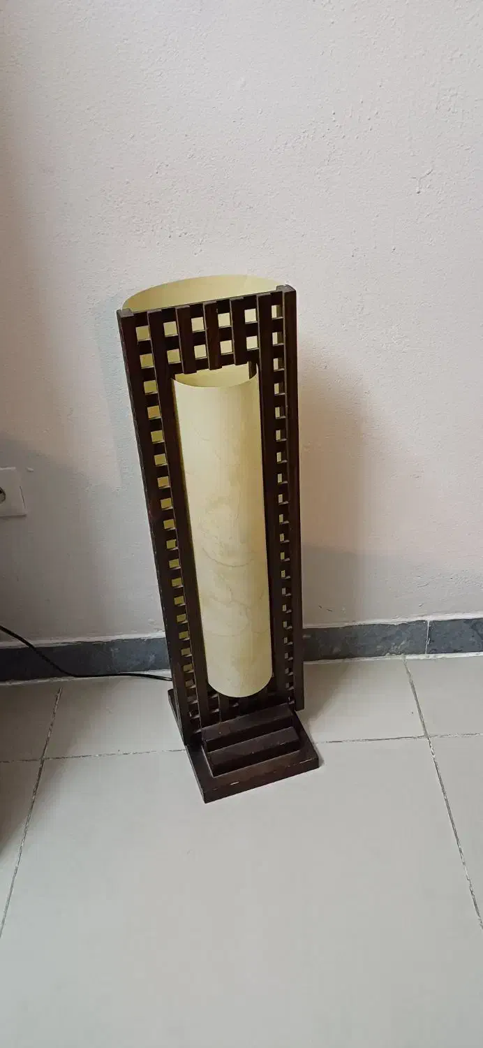 آباژور چوبی|چراغ خواب و آباژور|اصفهان, فجر|دیوار