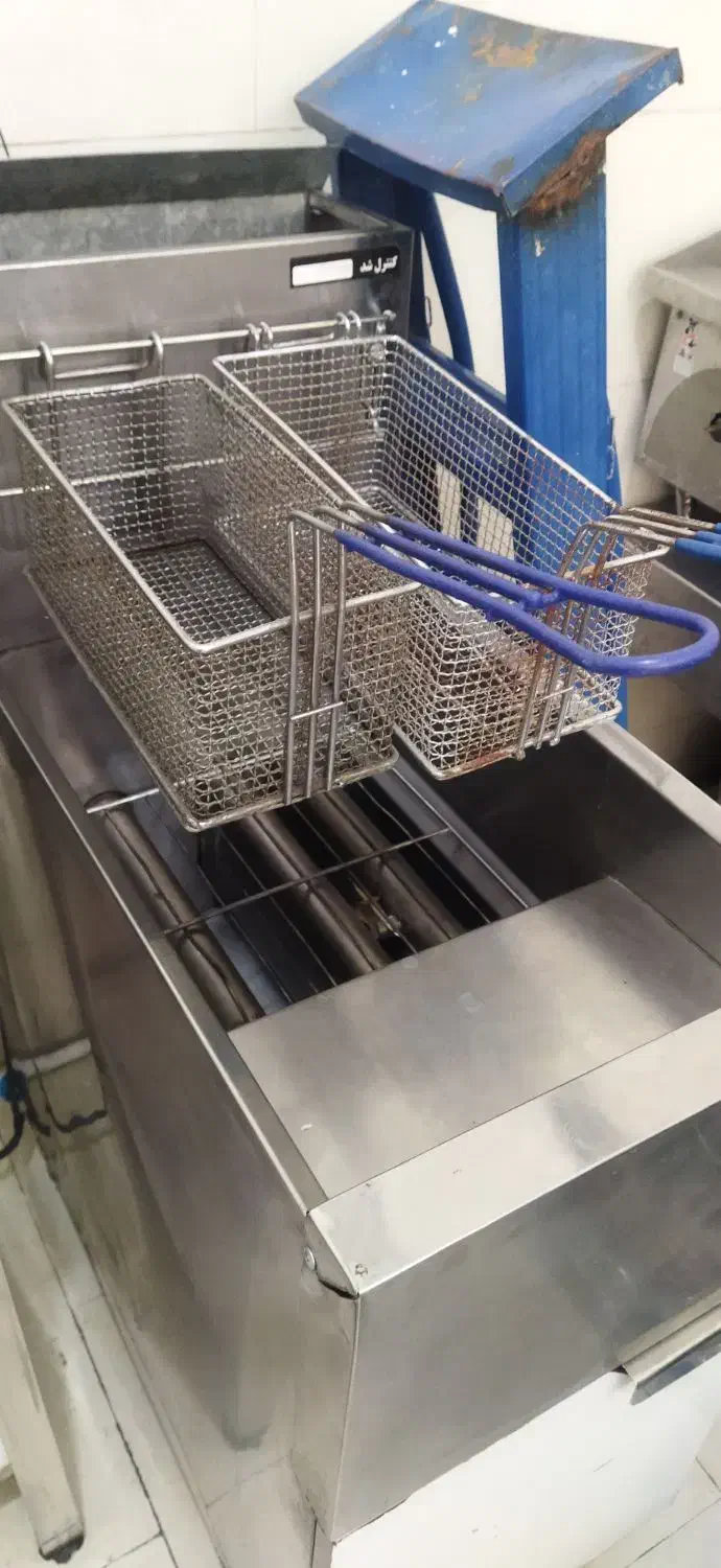 سرخ کن|کافی‌شاپ و رستوران|مشهد, کلاته برفی|دیوار