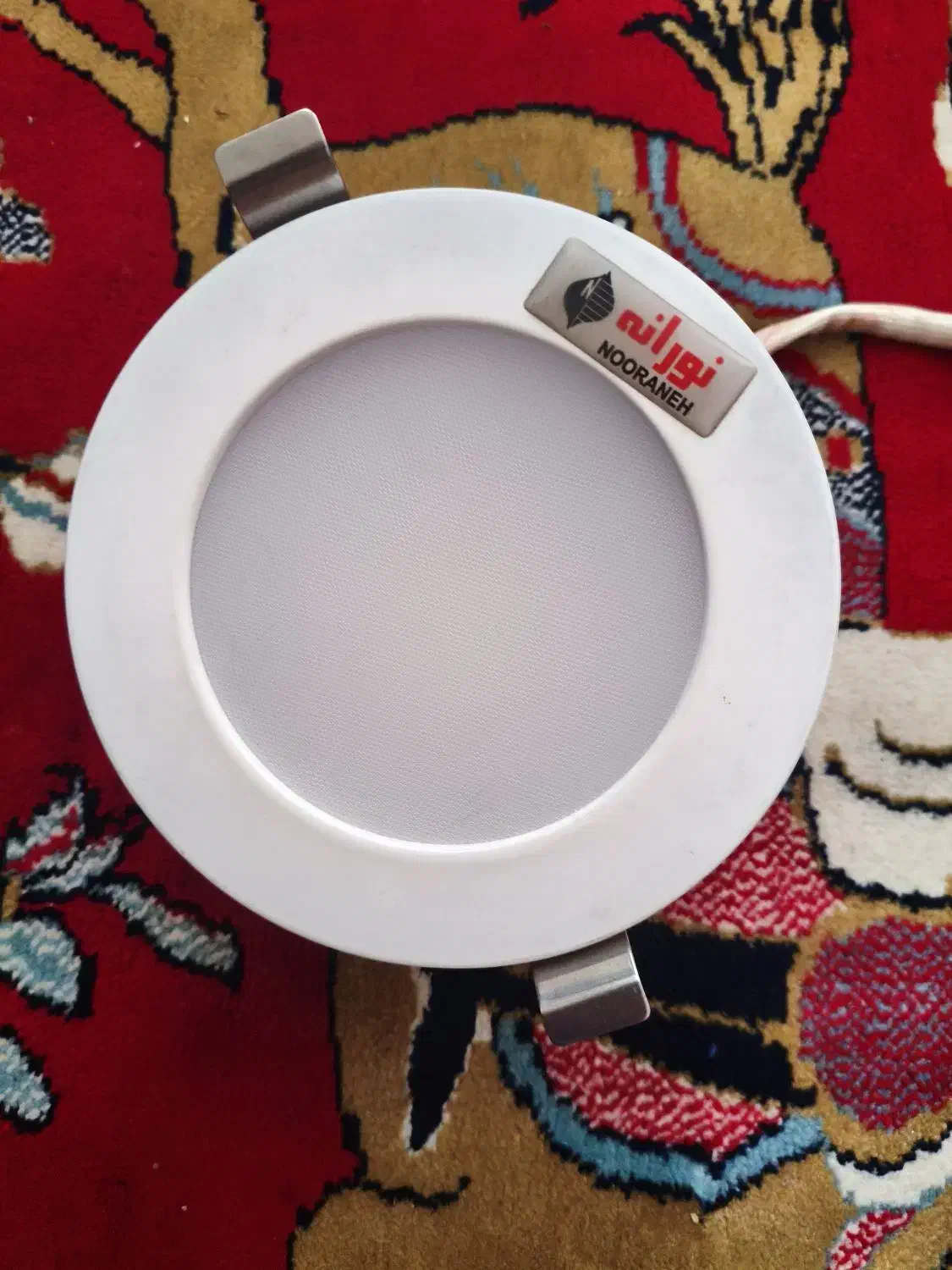 لامپ سقفی|لامپ و چراغ|مرودشت, فرهنگ|دیوار