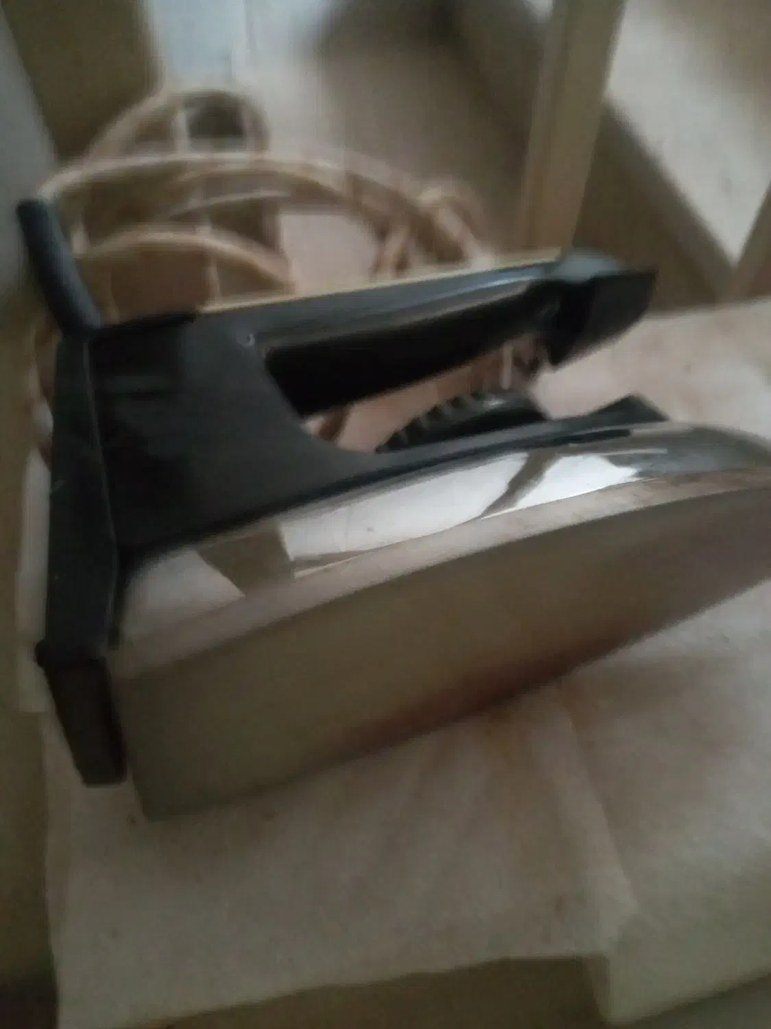 اتو برقی قدیمی|اتو و لوازم اتو|فردیس, قریشی|دیوار