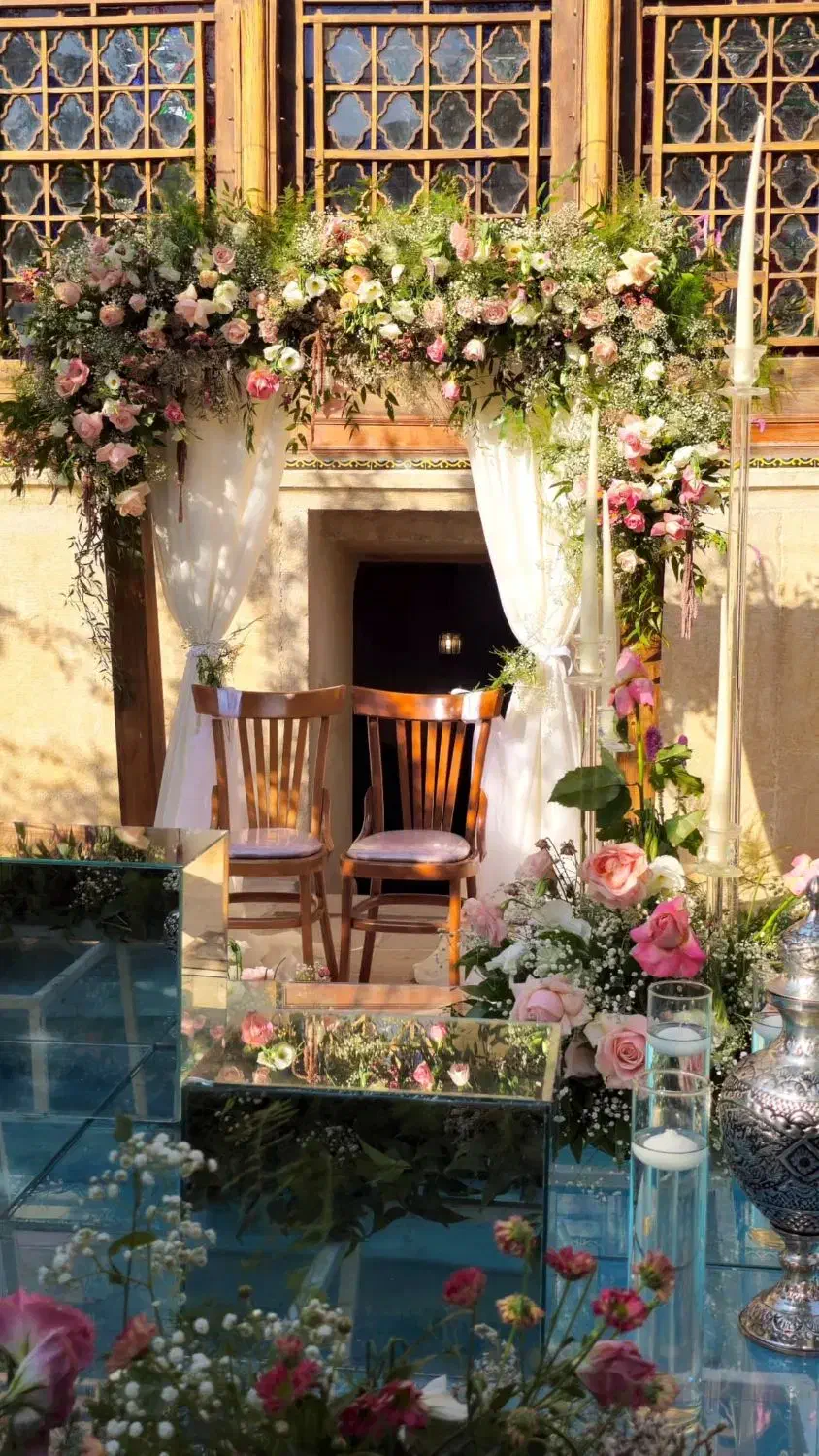 دیزاین گل آرایی، دیزاین عقد،دکور نامزدی،دکور عروسی|خدمات پذیرایی، مراسم|شیراز, گویم|دیوار