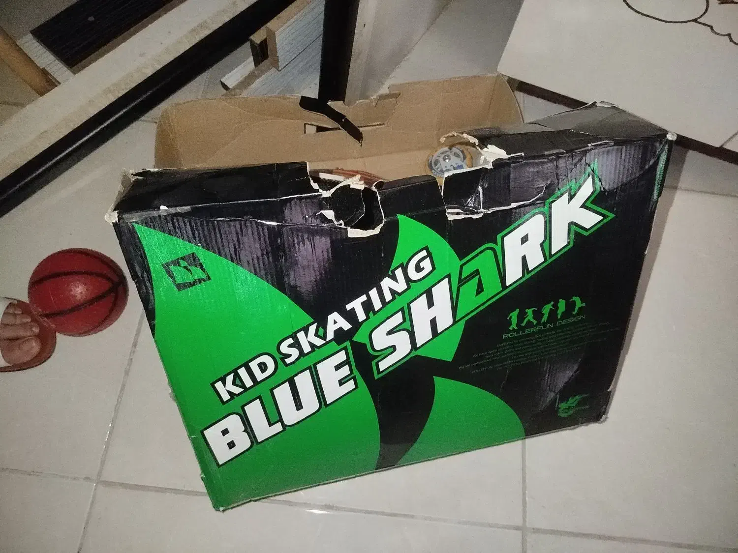 اسکیت سایز 31تا34|دوچرخه، اسکیت، اسکوتر|لاهیجان, کوی آزادگان|دیوار