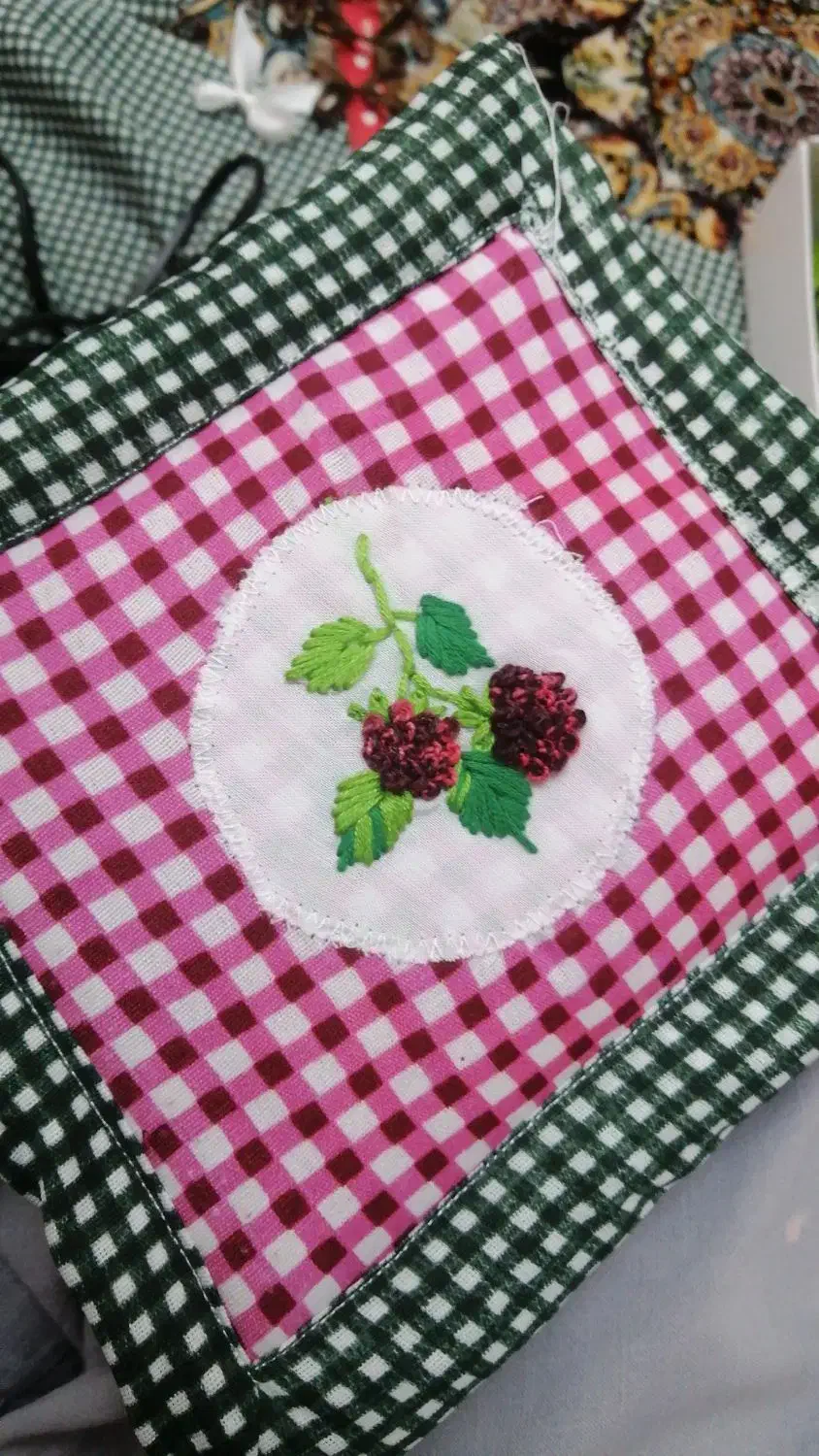 دستگیره وزیربشقابی|سفره، حوله، دستمال آشپزخانه|صدرا-فارس, فاز ۱|دیوار