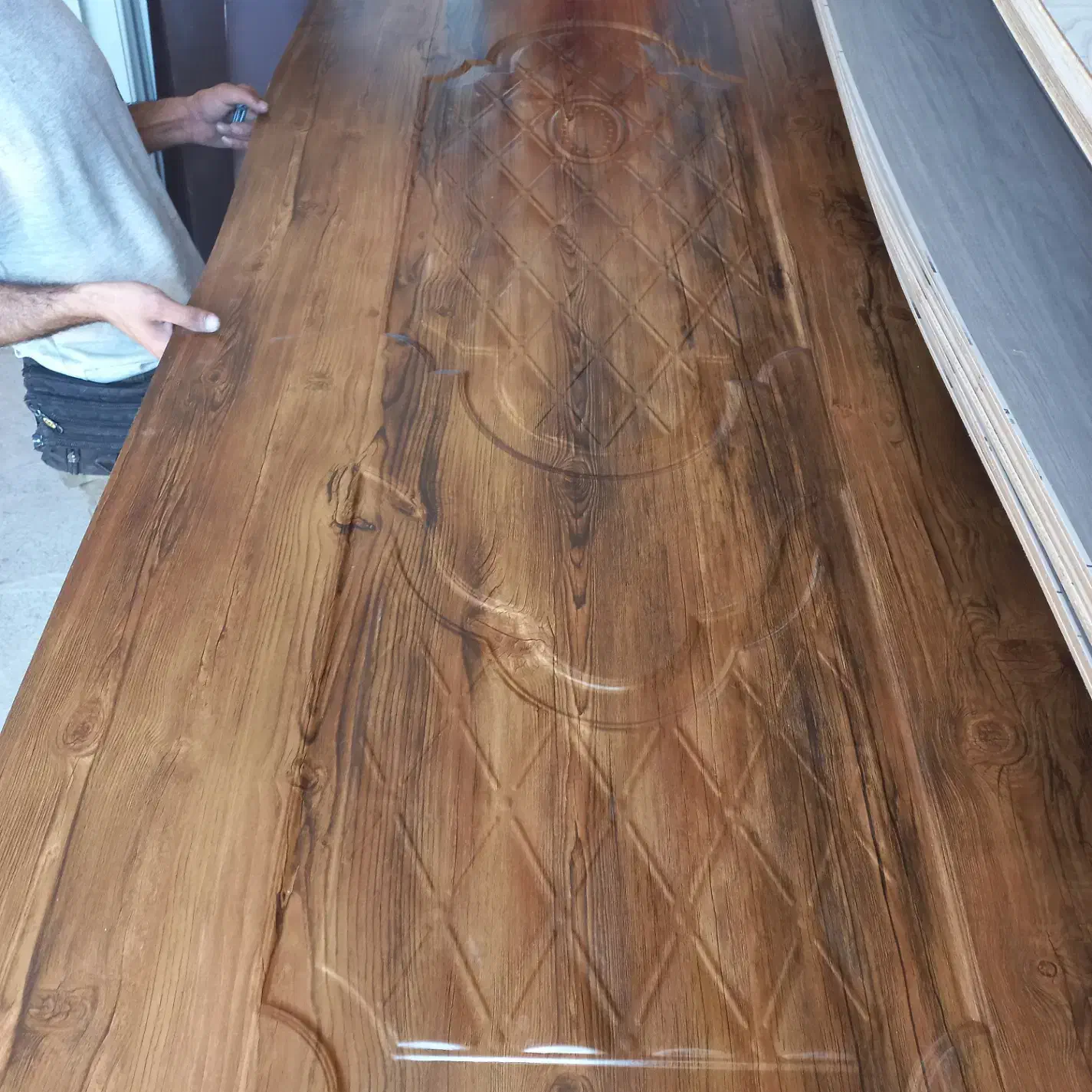 استادکار درب ساز جهت کار در تولیدی درب نیازمندم|استخدام صنعتی، فنی، مهندسی|رودسر, |دیوار