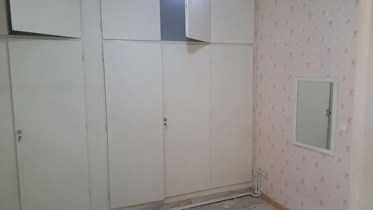 آپارتمان یک خوابه ۸۵ متر بازسازی شده