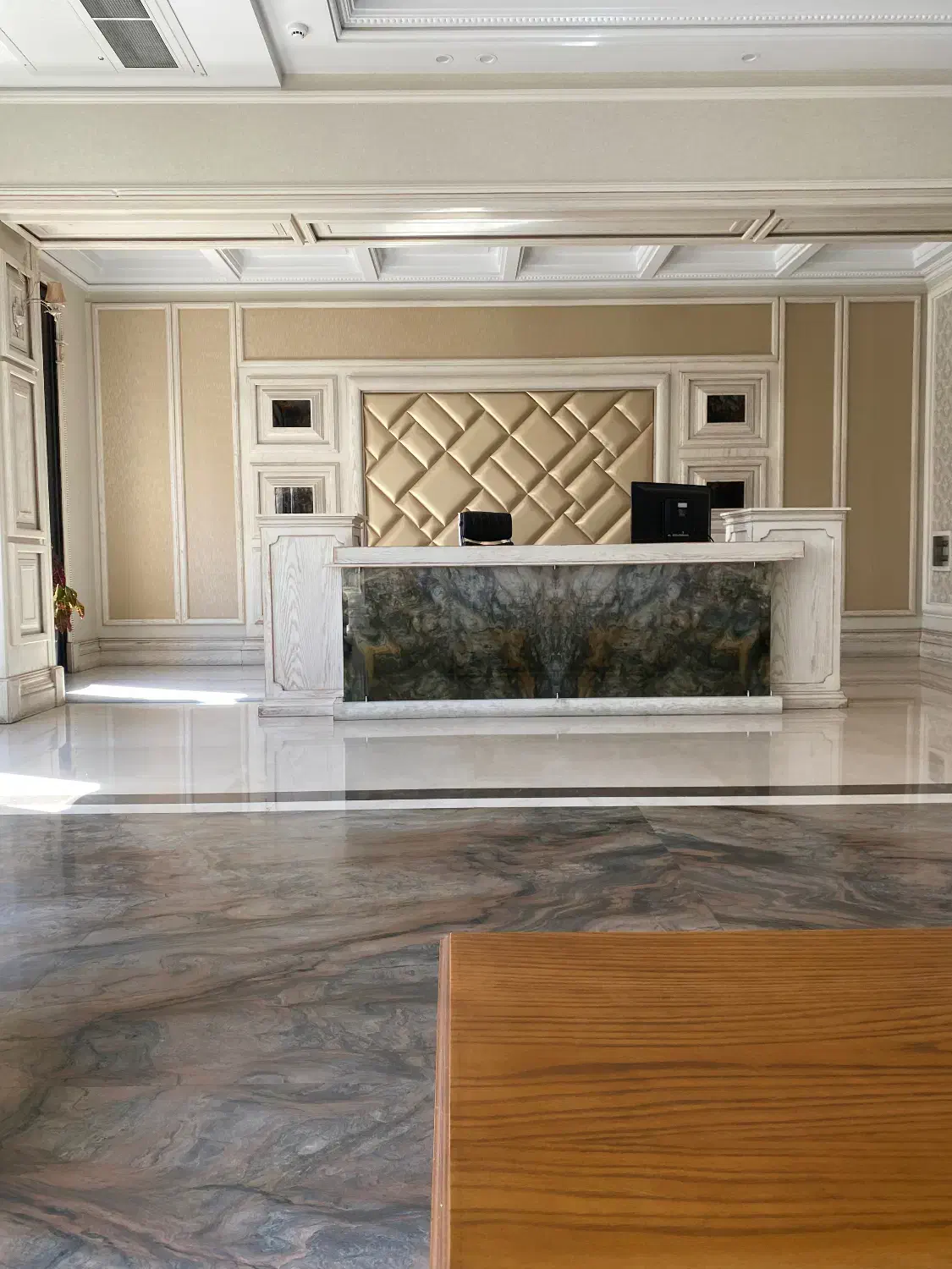 126متر زعفرانیه دو خواب مستر فول مشاعات