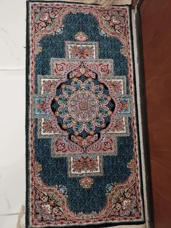 پادری|پادری|اقبالیه, |دیوار