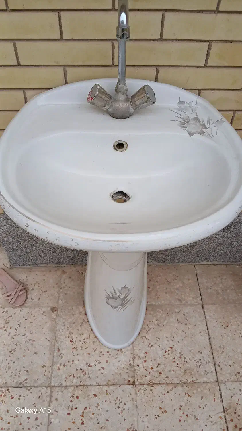 روشویی و شیر آب|لوازم سرویس بهداشتی|شیراز, حجت آباد|دیوار