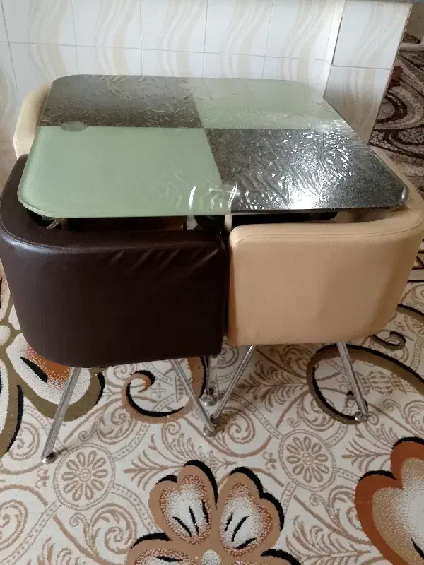 میز غذاخوری|میز و صندلی غذاخوری|بوئین زهرا, |دیوار