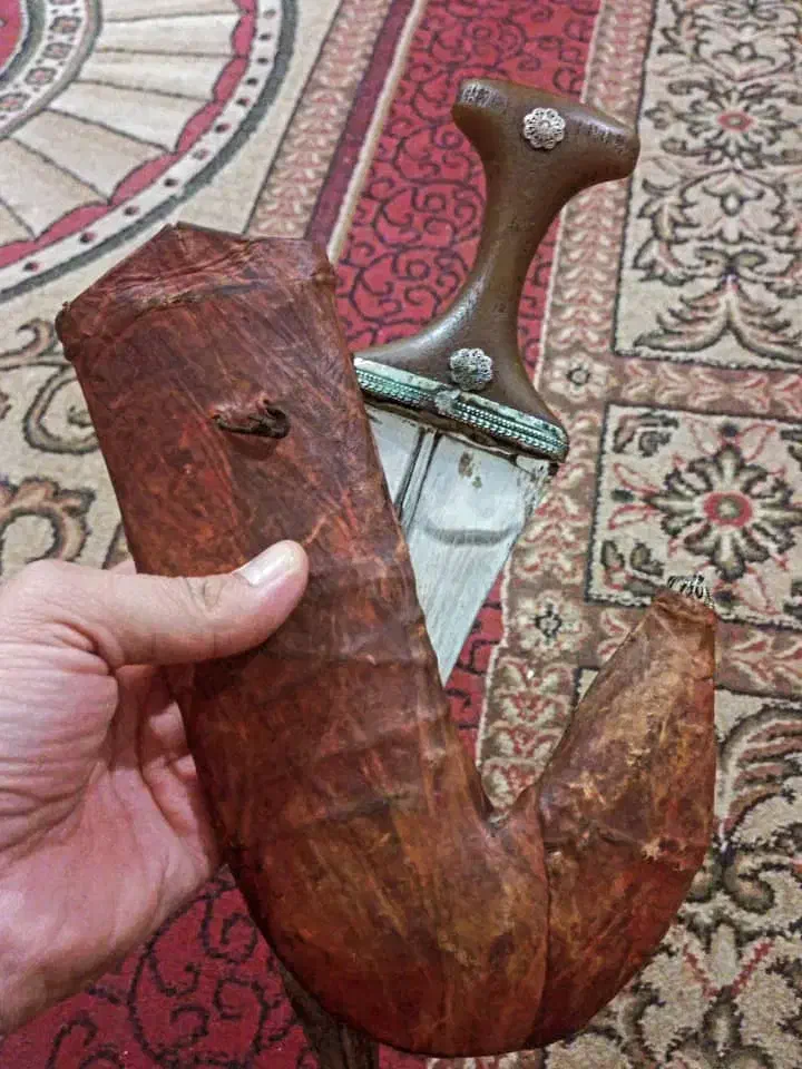 خنجر یمنی عتیقه|کلکسیون اشیاء عتیقه|اهواز, علی آباد|دیوار