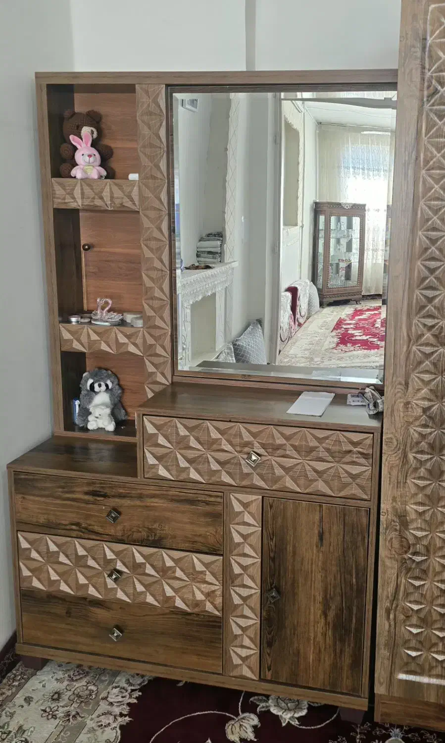 کمد|جاکفشی، کمد، دراور|قم, شهر قائم|دیوار