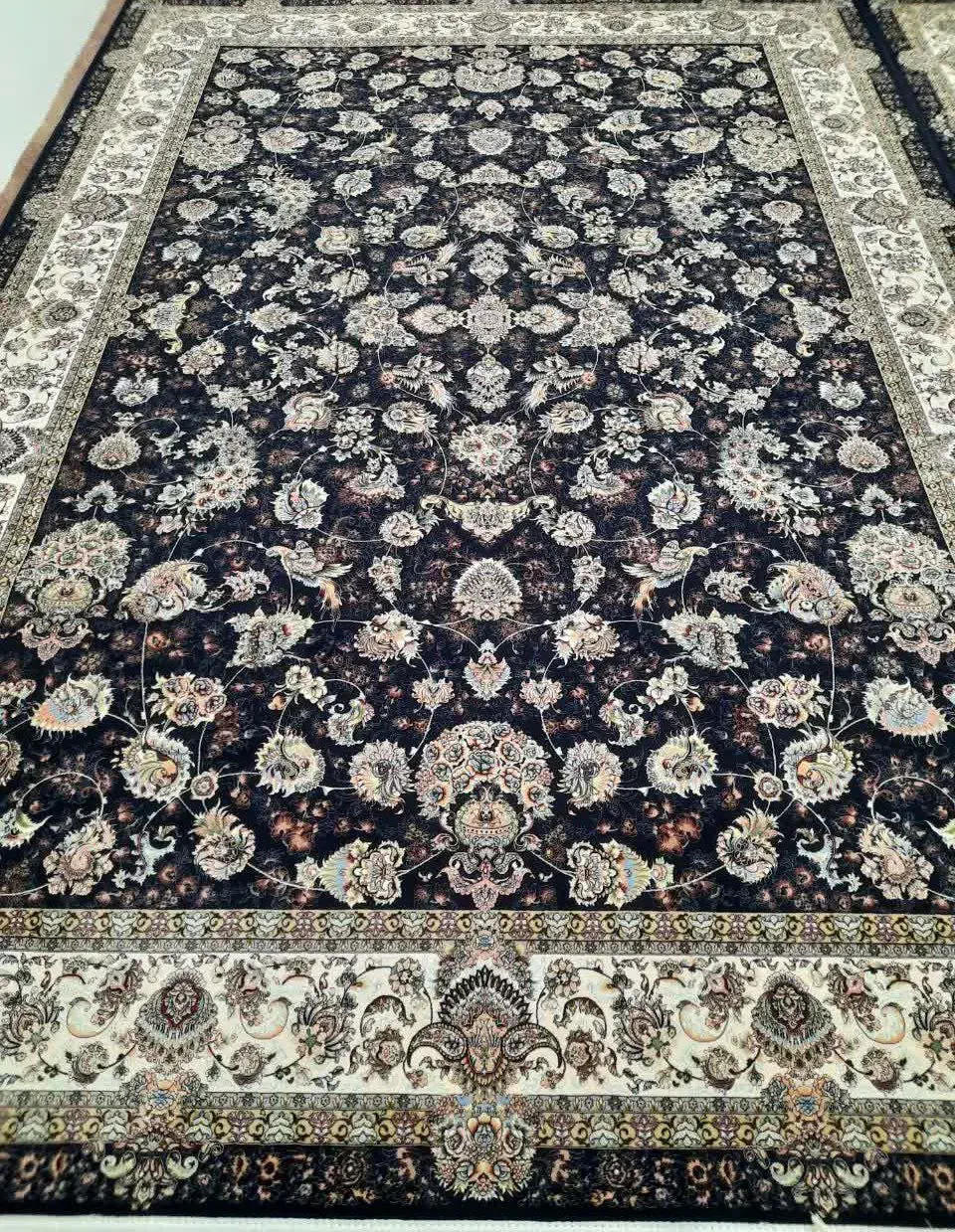 فرش ۱۲۰۰ شانه|فرش|زنجان, |دیوار