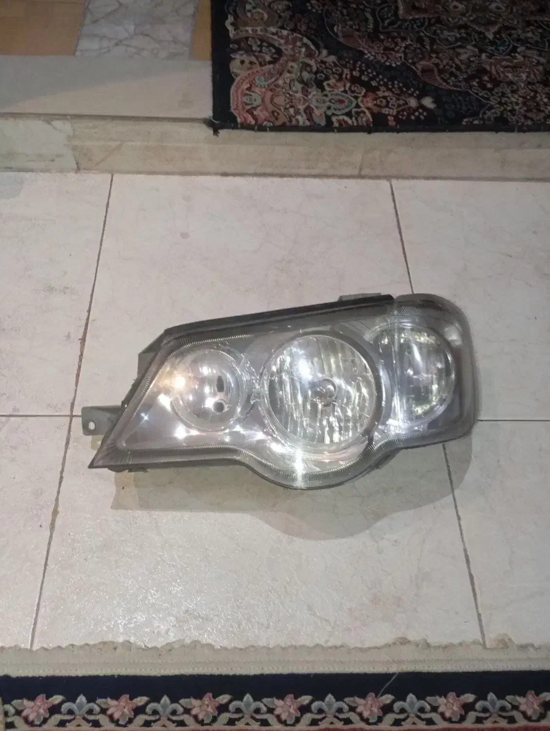 چراغ پراید ۱۱۱ سمت راننده موتور دار فابریک سالم|قطعات یدکی و لوازم جانبی|مشهد, کوی ولیعصر|دیوار