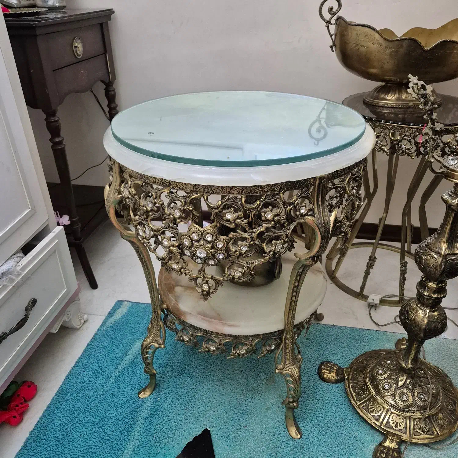 گلدان برنجی..سماور..|کلکسیون اشیاء عتیقه|اسلامشهر, باغ فیض|دیوار