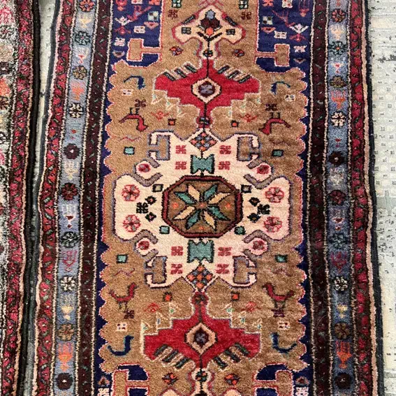 قالیچه دست باف قرمز|فرش|رودهن, |دیوار