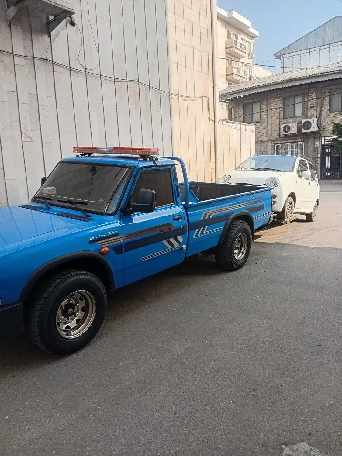 امدادخودرولاهیجان خودروبر.جرثقیل.کفی.یدک کش نیسان|خدمات حمل و نقل|لاهیجان, طالقانی|دیوار