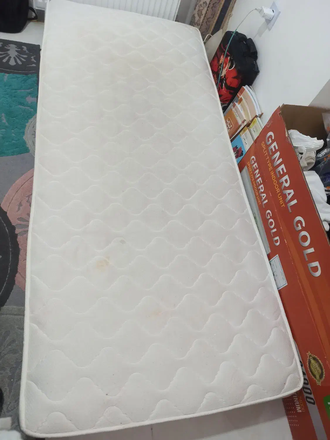 خوشخواب|تشک تختخواب|ساری, |دیوار