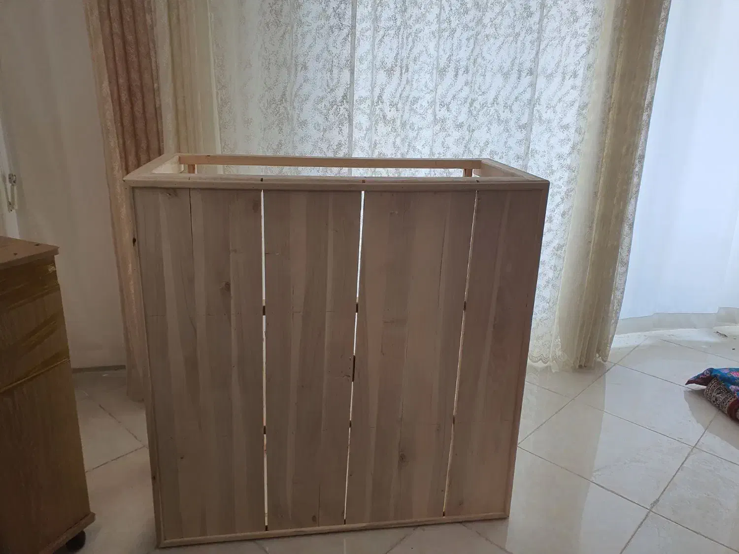 کرسی|تخت و سرویس خواب|جلفا, |دیوار