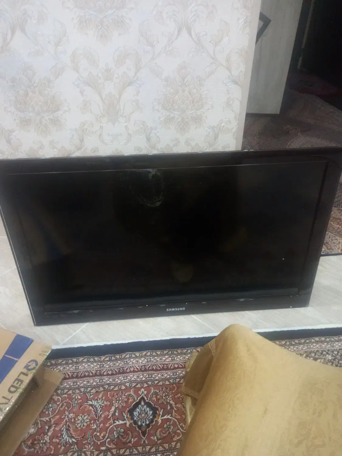 تلویزیون|تلویزیون و پروژکتور|اردبیل, |دیوار