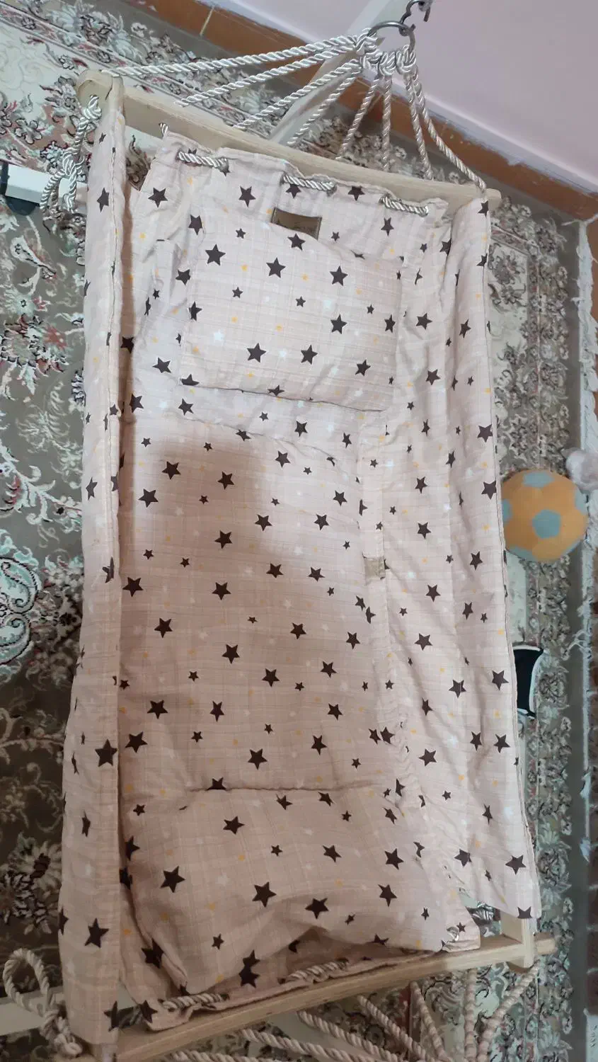 گهواره نوزاد|تخت و صندلی بچه|پردیس, فاز ۳|دیوار